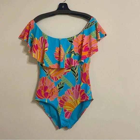 Trima Turk poppy ruffle 1pc swimsuit. - Picture 14 of 14